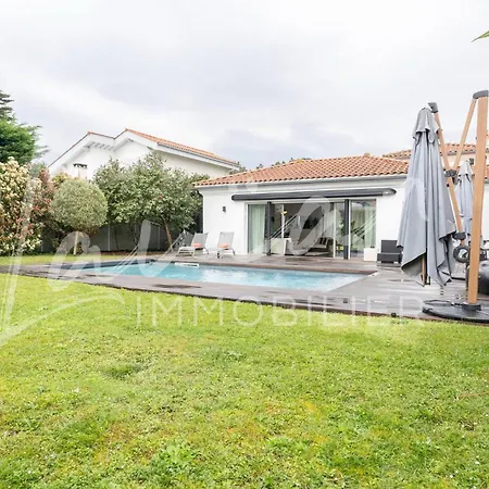 Augusta - Biarritz Phare Feriehus Anglet