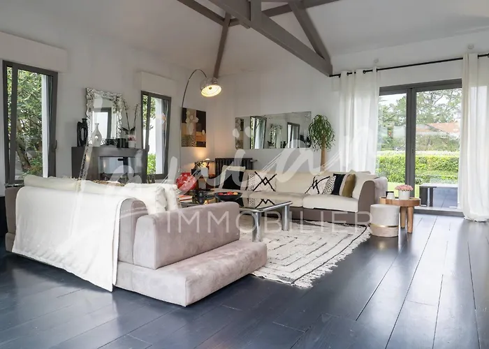 Augusta - Biarritz Phare *