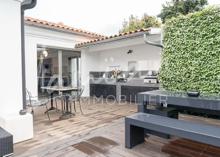 Augusta - Biarritz Phare